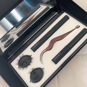 Lashify- lash extensions